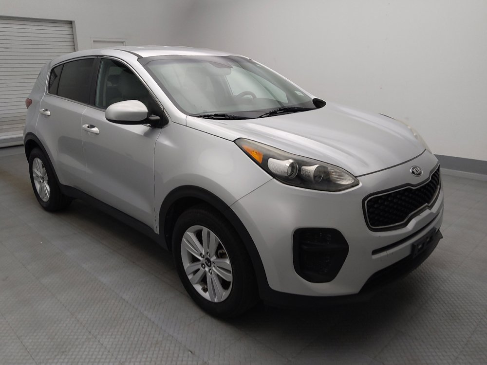 Used 2017 Kia Sportage LX FWD image 2