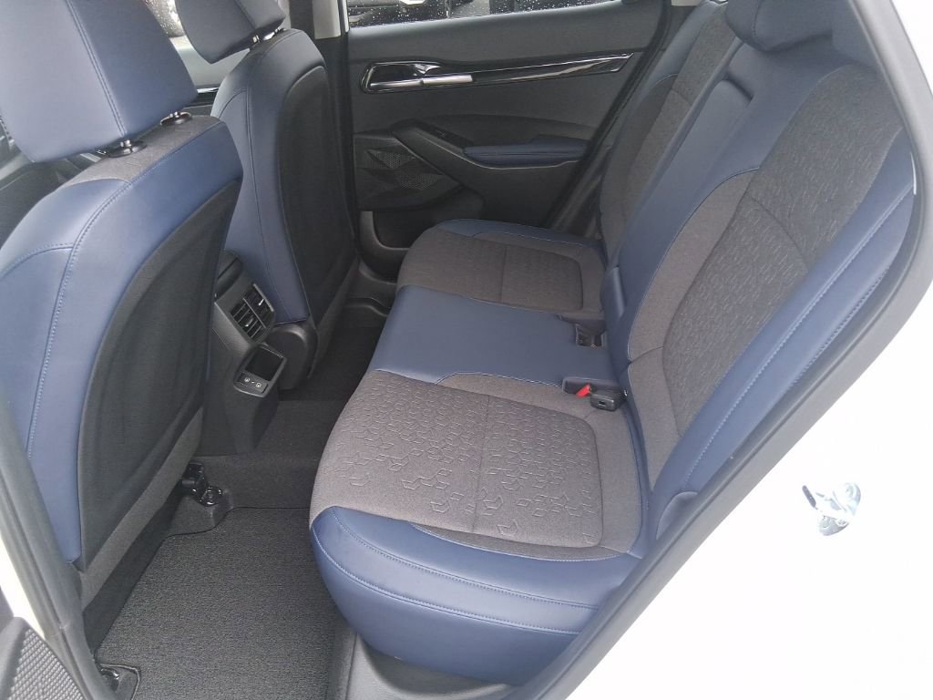 Used 2025 Kia Seltos S image 14