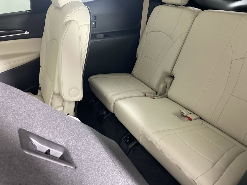 Used 2022 Buick Enclave Premium w/ Surround and Sites Package image 27