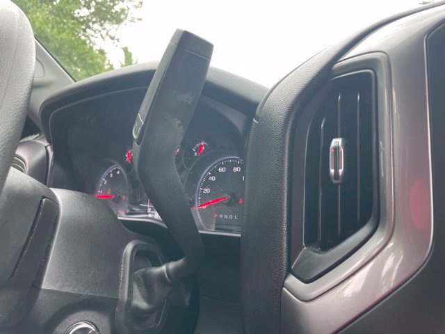 Used 2019 Chevrolet Silverado 1500 Custom w/ Custom Value Package AWD/4WD image 19