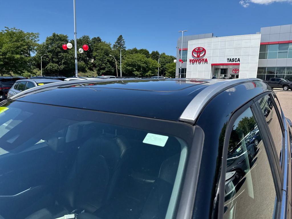 Used 2025 Toyota Highlander XLE AWD/4WD image 48