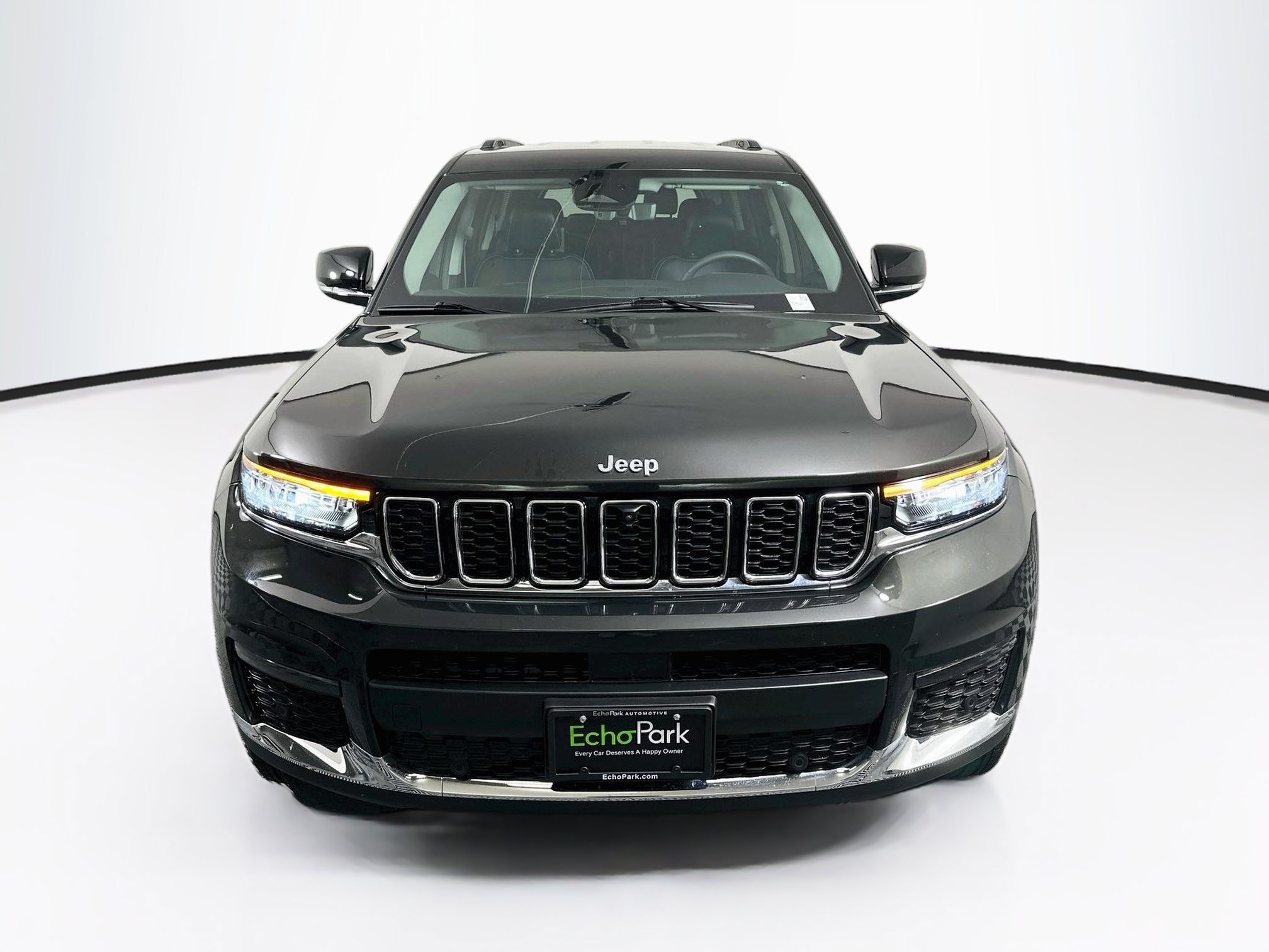 Used 2023 Jeep Grand Cherokee L Limited w/ Luxury Tech Group II AWD/4WD image 2