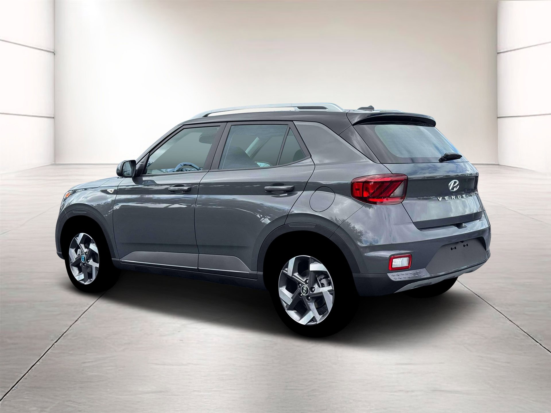 New 2026 Hyundai Venue SEL FWD image 4