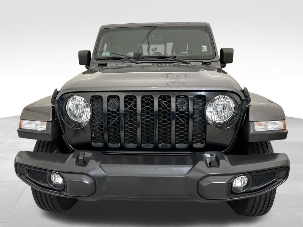 Used 2022 Jeep Gladiator Sport image 2