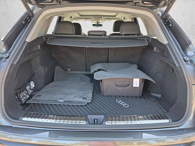 Used 2026 Audi Q5 Premium Plus w/ Premium Plus AWD/4WD image 6