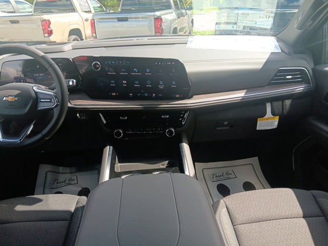 New 2025 Chevrolet Suburban LS image 20