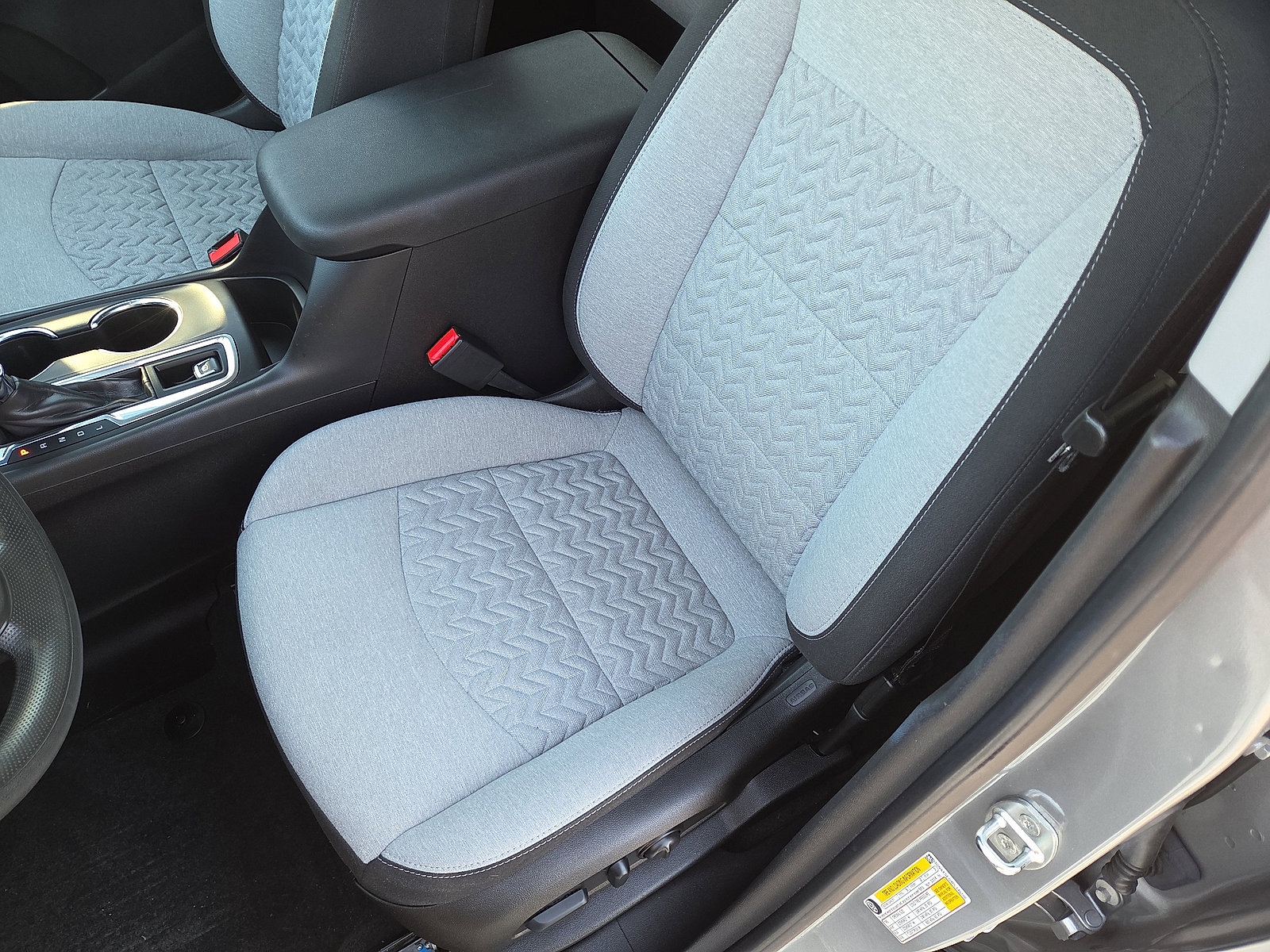 Used 2023 Chevrolet Equinox LS w/ LS Convenience Package image 13