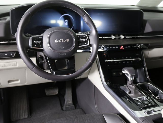 Certified 2024 Kia Carnival SX image 11