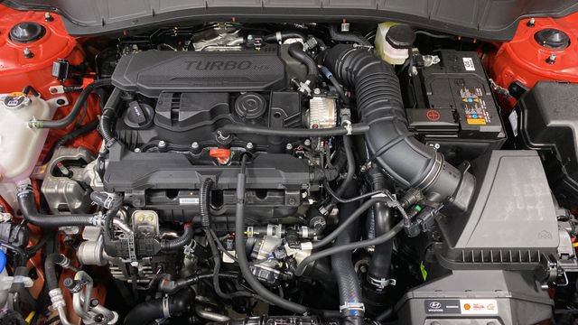 New 2026 Hyundai Kona SEL Premium image 5