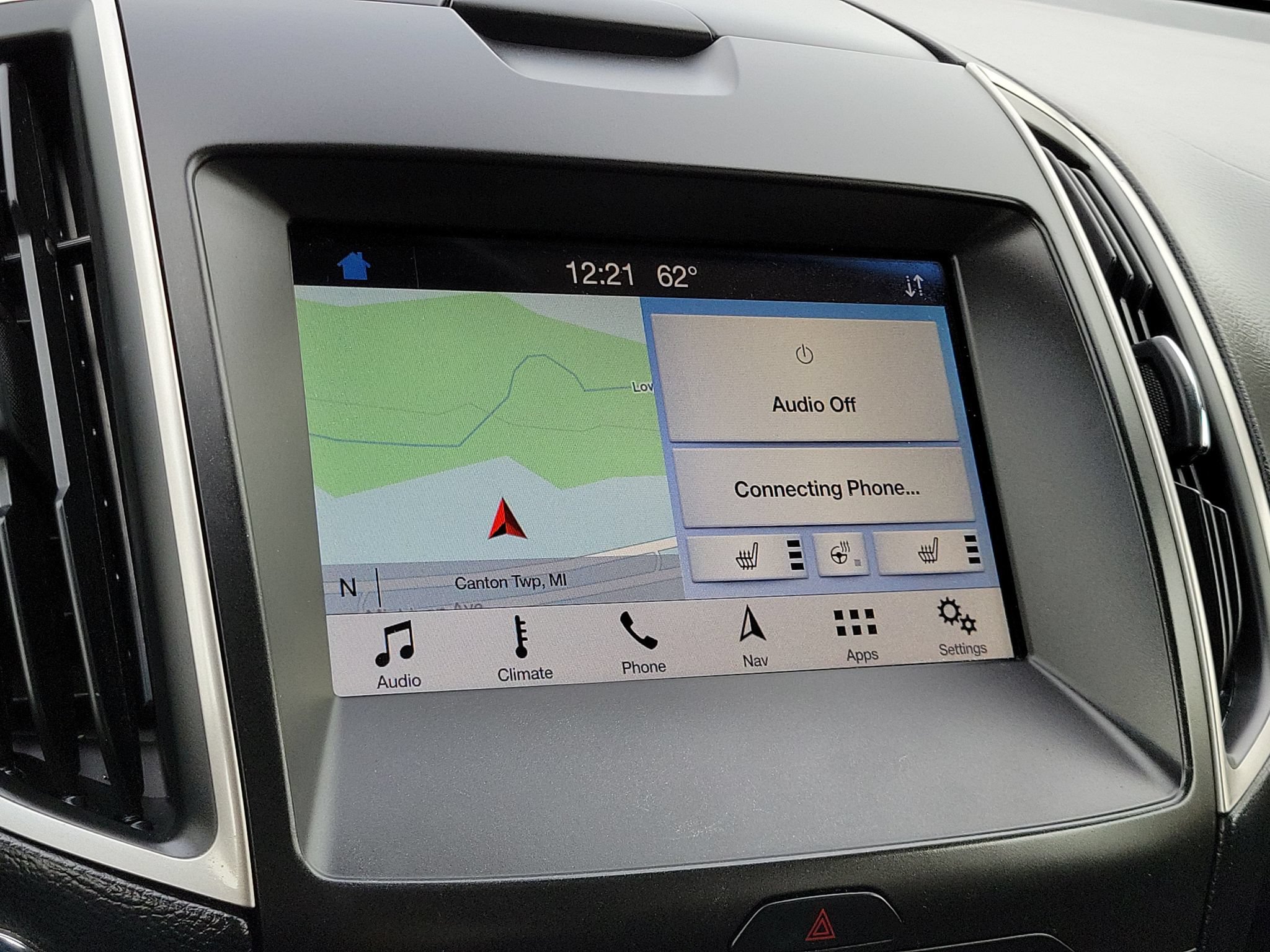 Used 2019 Ford Edge SEL w/ Equipment Group 201A AWD/4WD image 17