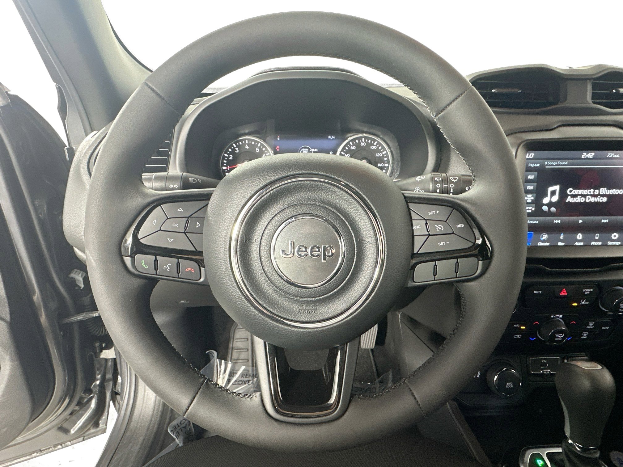 Used 2022 Jeep Renegade Altitude w/ Sun/Sound Group image 11