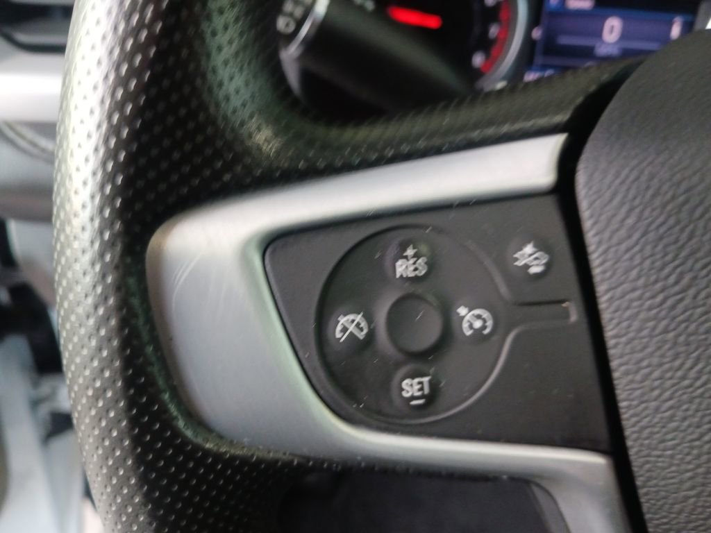 Used 2023 GMC Acadia SLE image 33