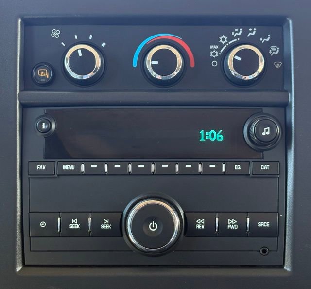 Used 2024 Chevrolet Express 3500 LS w/ Chrome Appearance Package RWD image 28