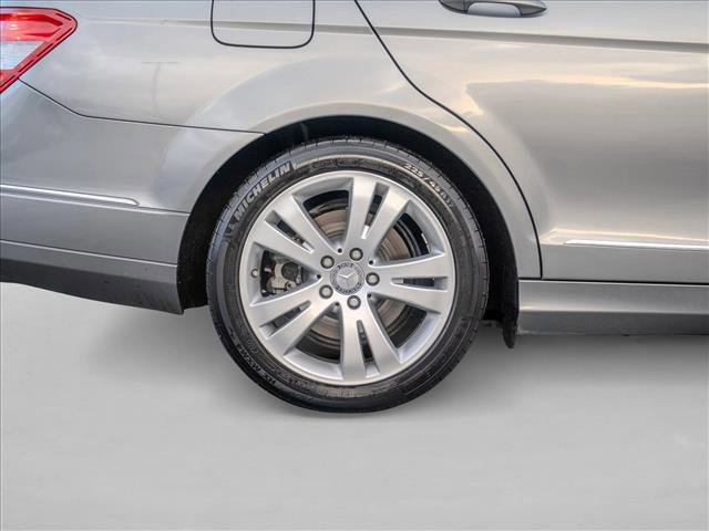 Used 2011 Mercedes-Benz C 300 4MATIC Sedan image 7