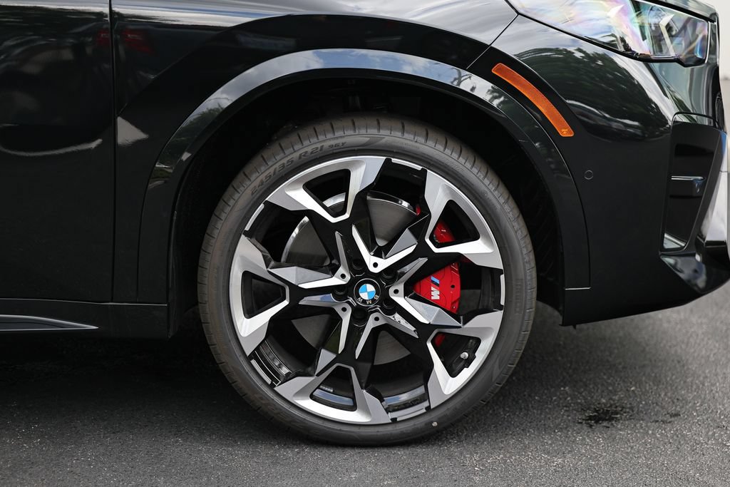 New 2026 BMW X2 xDrive28i w/ Technology Package AWD/4WD image 4