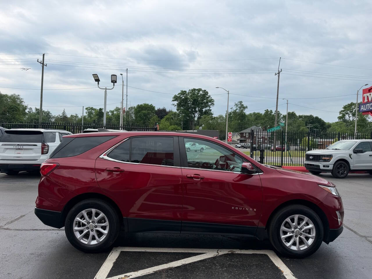 Used 2021 Chevrolet Equinox LT FWD image 4