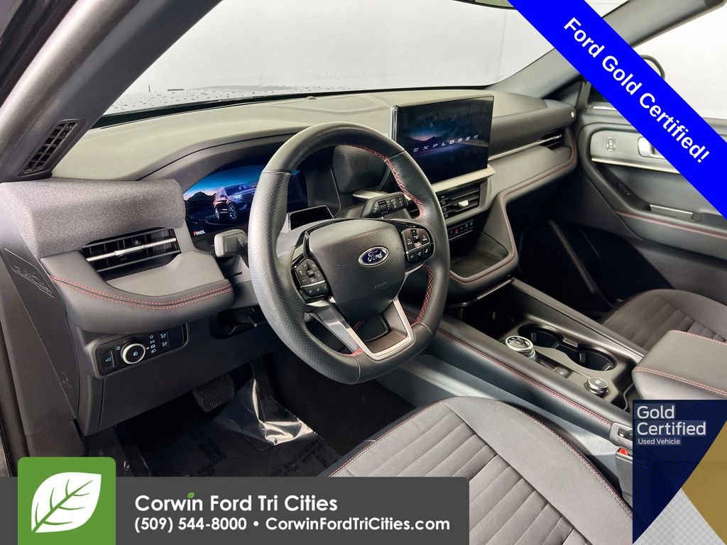 Certified 2025 Ford Explorer ST-Line w/ ST-Line Street Pack video 3