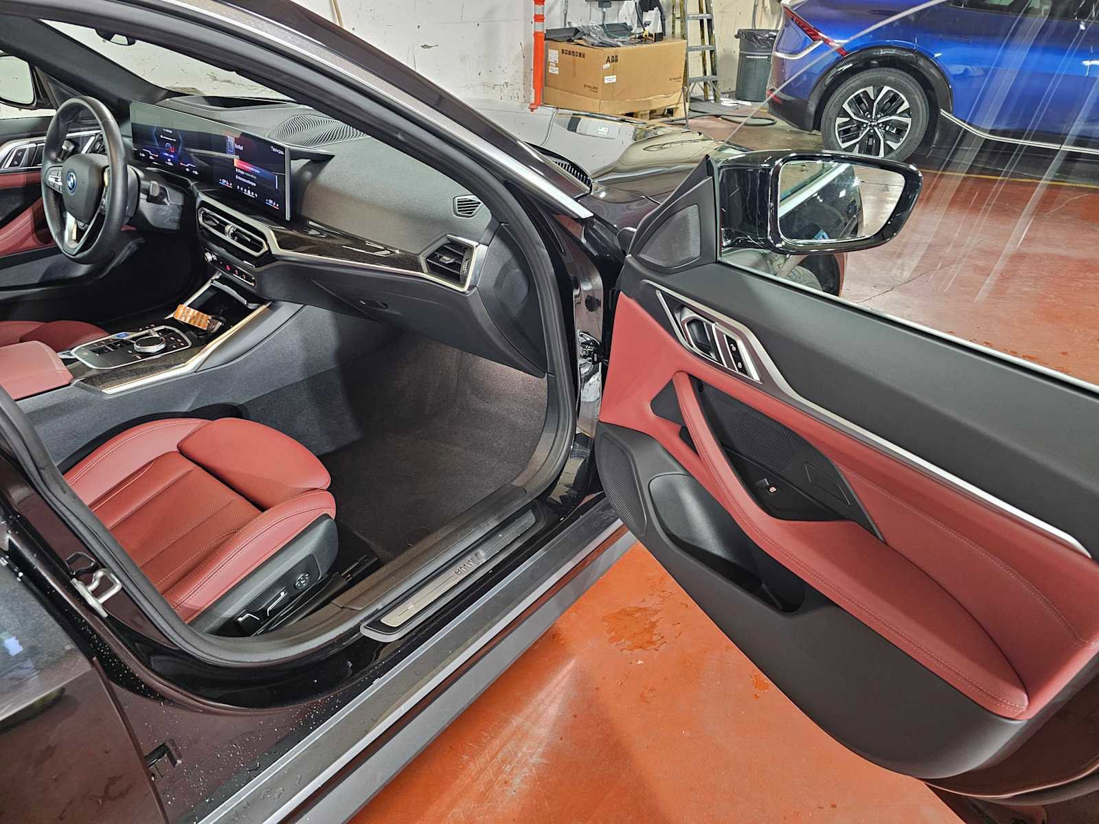 Used 2024 BMW i4 eDrive35 w/ Premium Package image 12