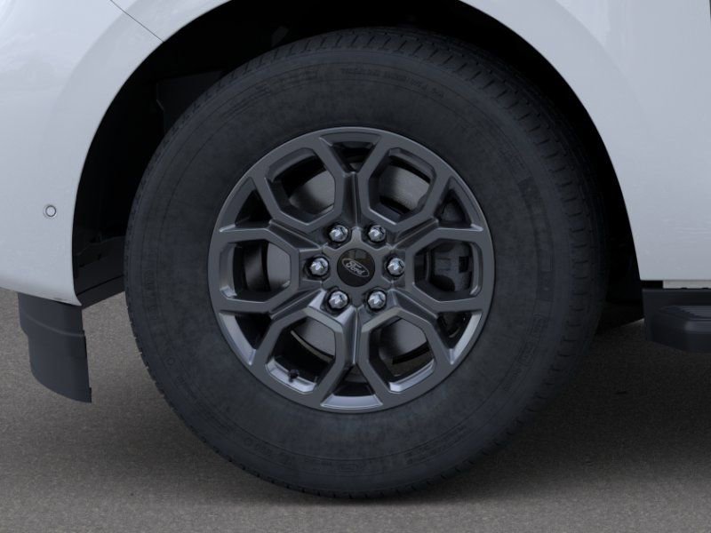 New 2026 Ford Expedition Active image 19