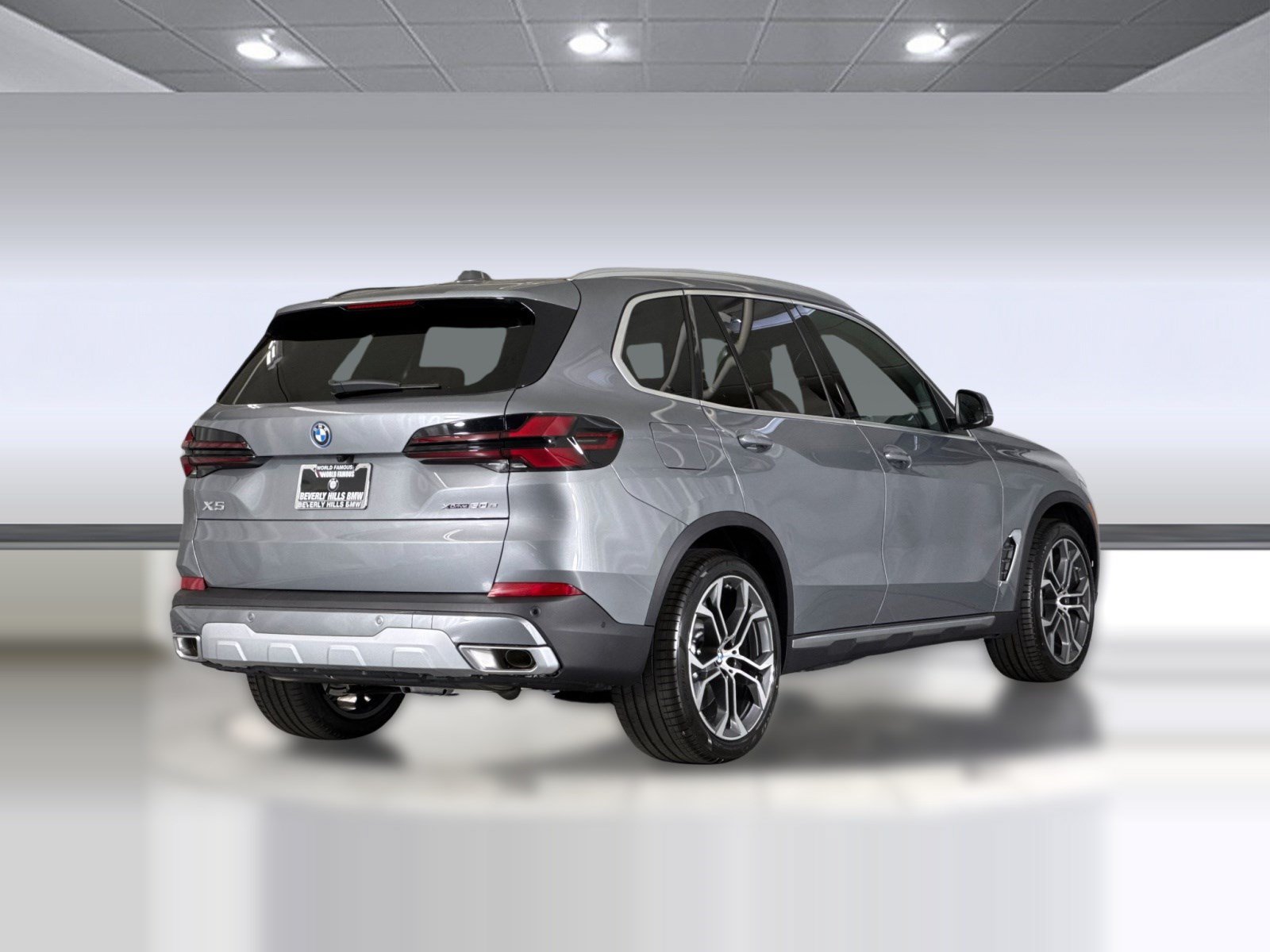 New 2026 BMW X5 xDrive50e AWD/4WD image 9