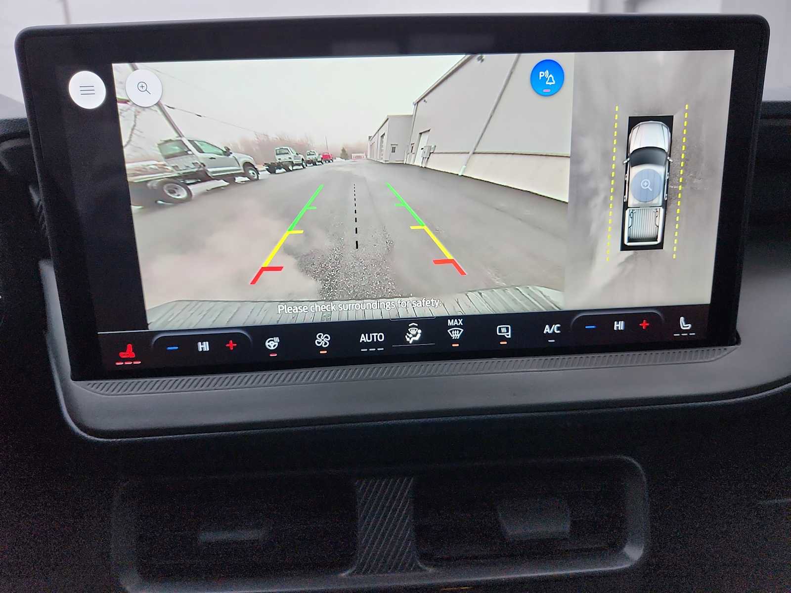 Used 2025 Ford Maverick Lariat w/ Black Appearance Package image 14