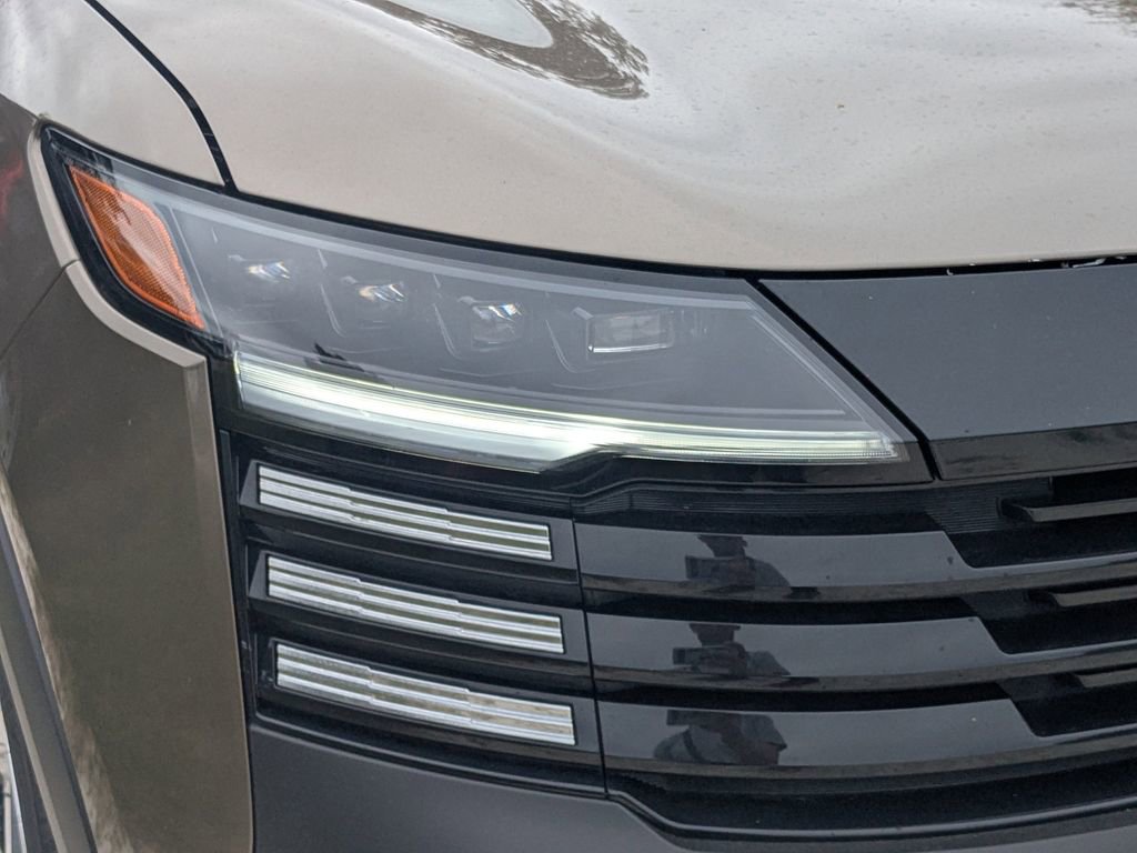 New 2026 Nissan Kicks SV image 8