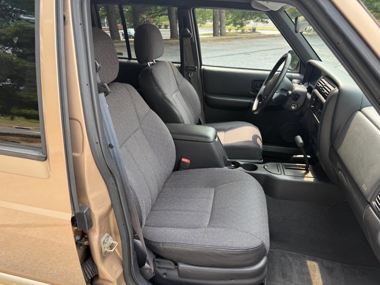 Used 1999 Jeep Cherokee Classic image 77