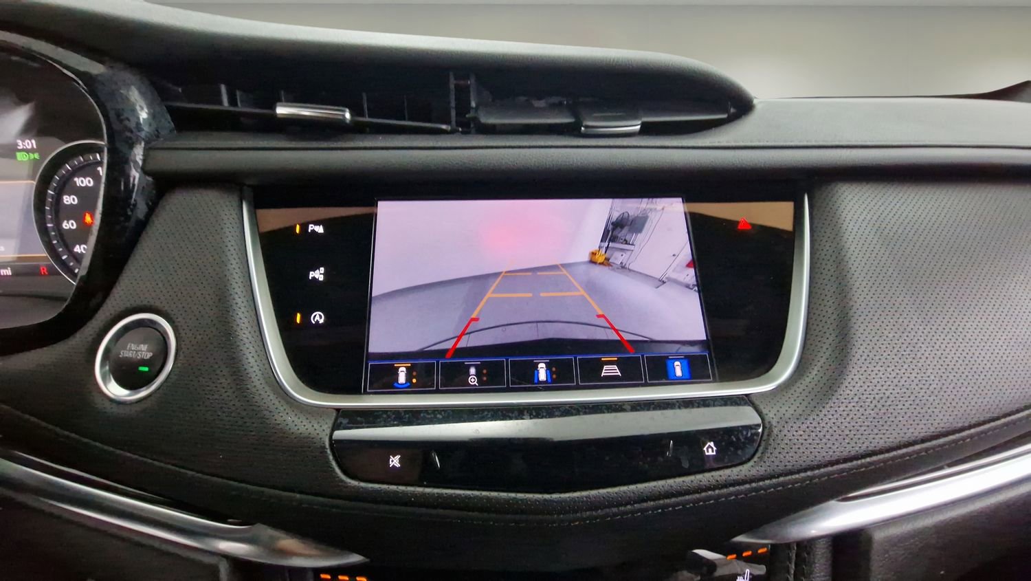 Used 2022 Cadillac XT5 Premium Luxury w/ Technology Package image 19