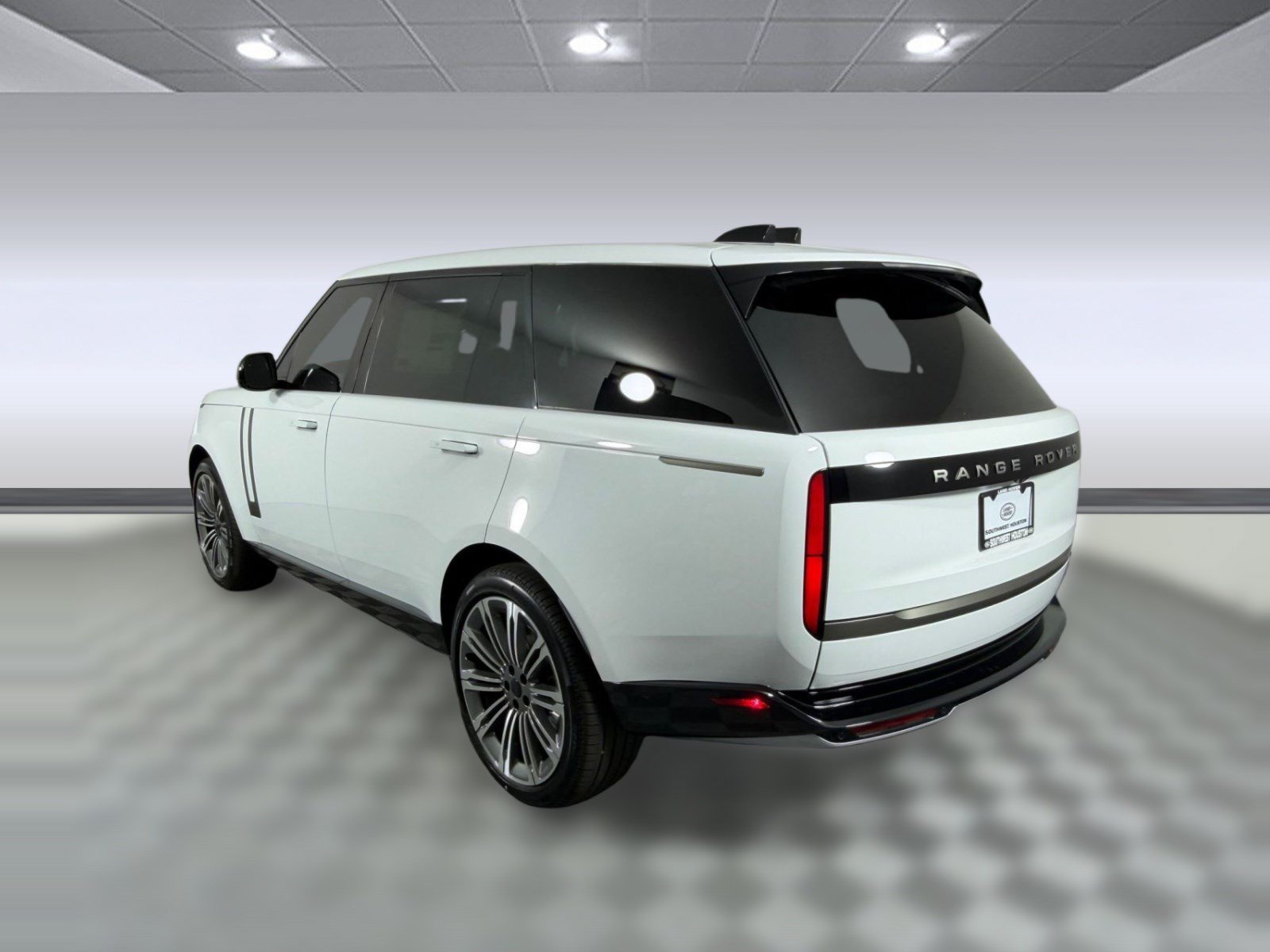 New 2026 Land Rover Range Rover Long Wheelbase SE AWD/4WD image 3