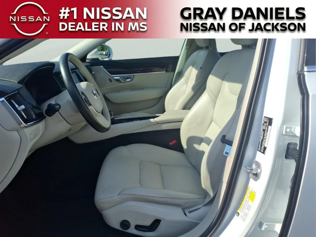 Used 2018 Volvo S90 T5 Momentum w/ Convenience Package FWD image 23
