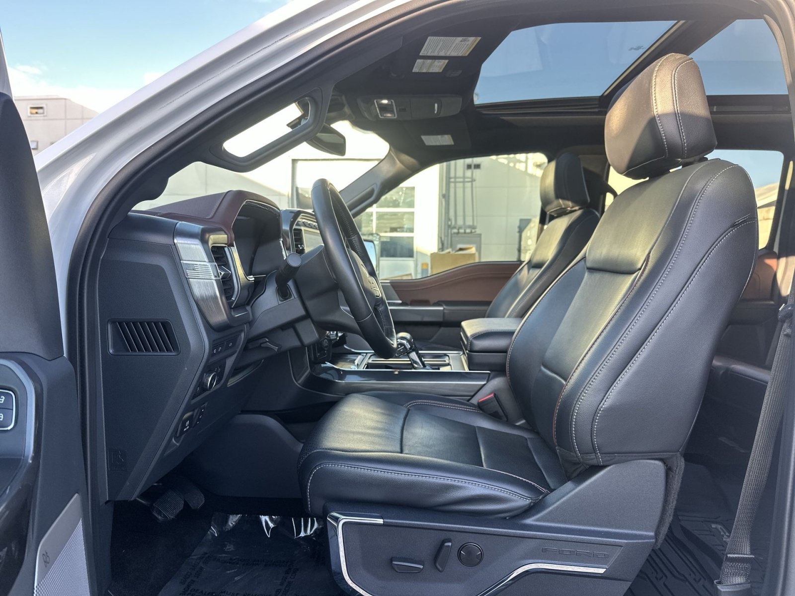 Used 2022 Ford F150 Lariat AWD/4WD image 14