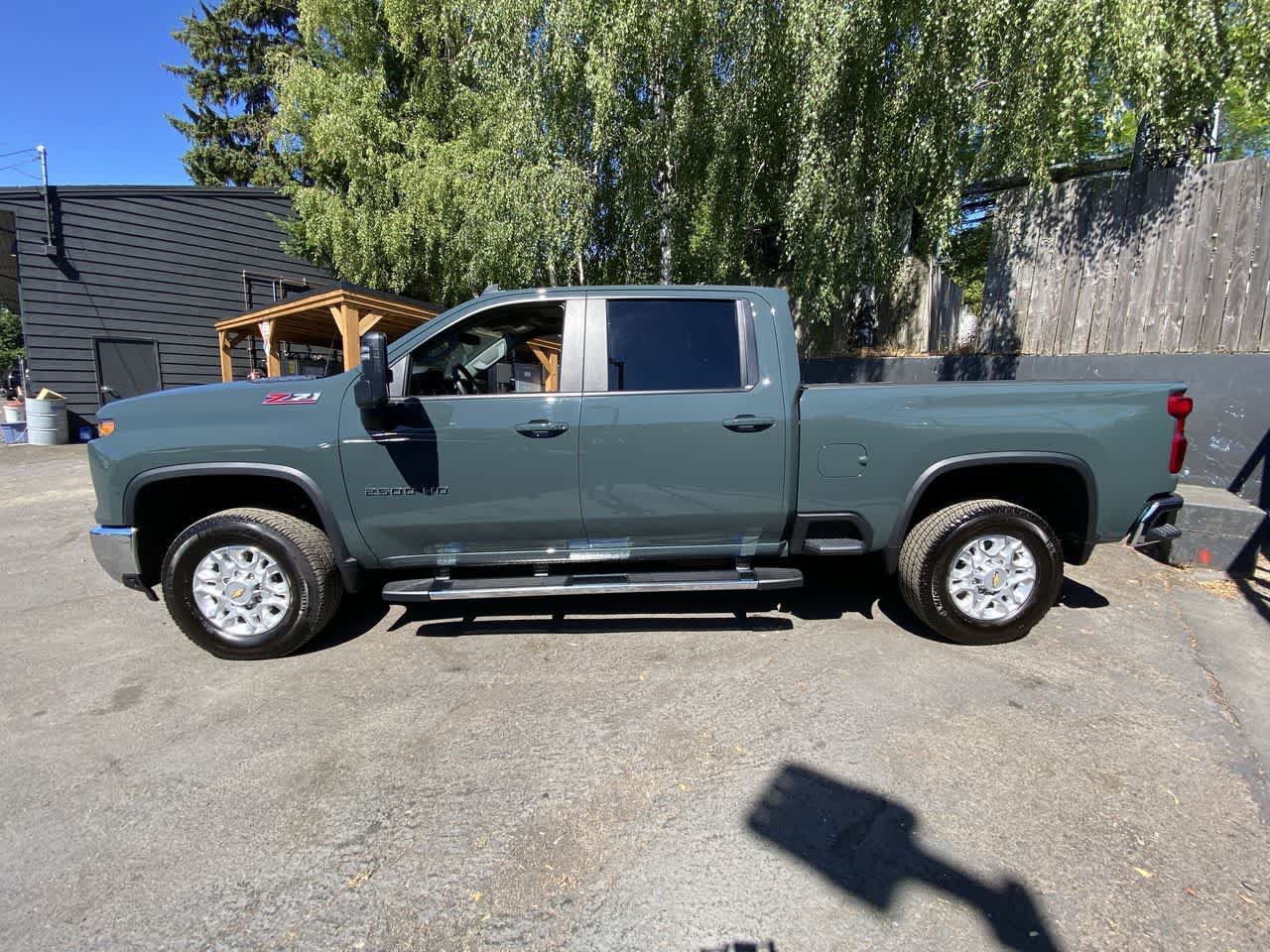 Used 2025 Chevrolet Silverado 2500 LT w/ Safety Package AWD/4WD image 3