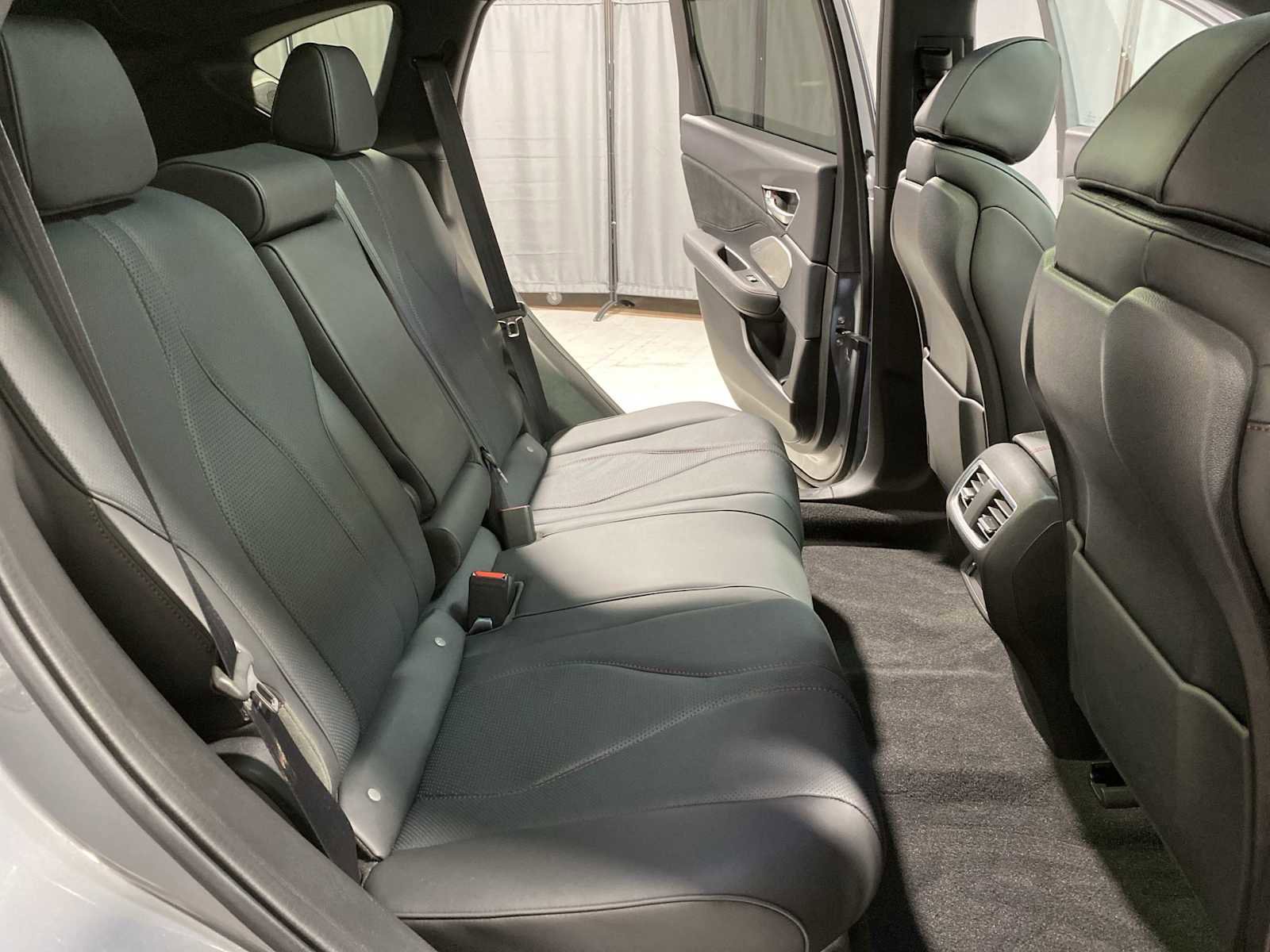 Used 2025 Acura RDX A-Spec image 13