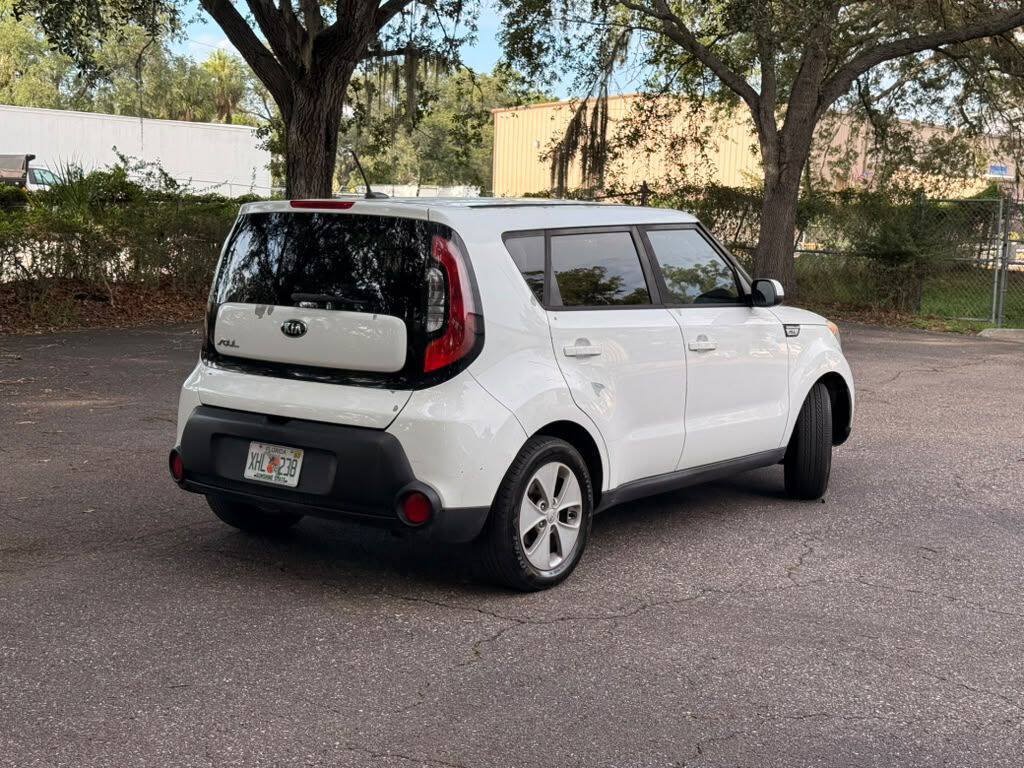 Used 2016 Kia Soul FWD image 3
