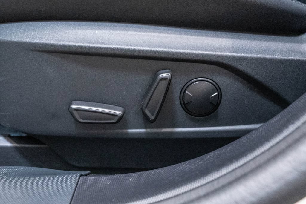 Used 2022 Ford Mustang Mach-E Premium RWD image 22