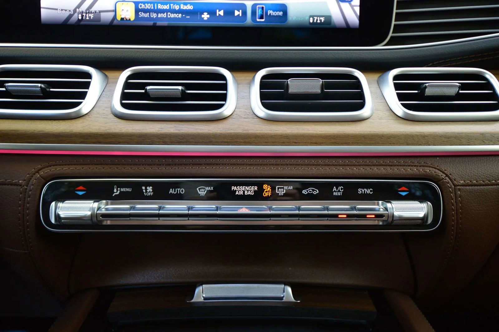 Used 2025 Mercedes-Benz GLS 580 4MATIC image 39