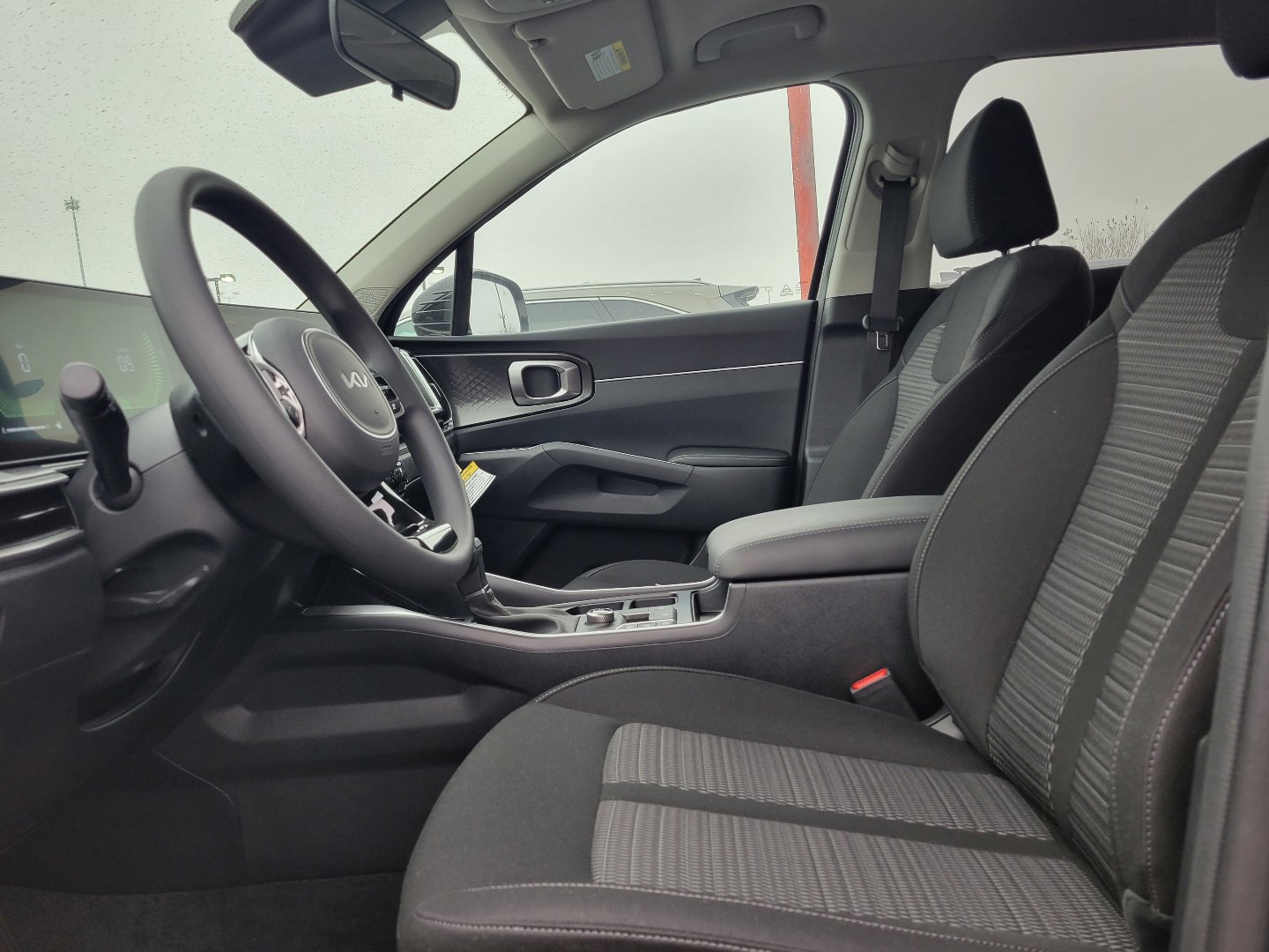 Used 2025 Kia Sorento LX image 14