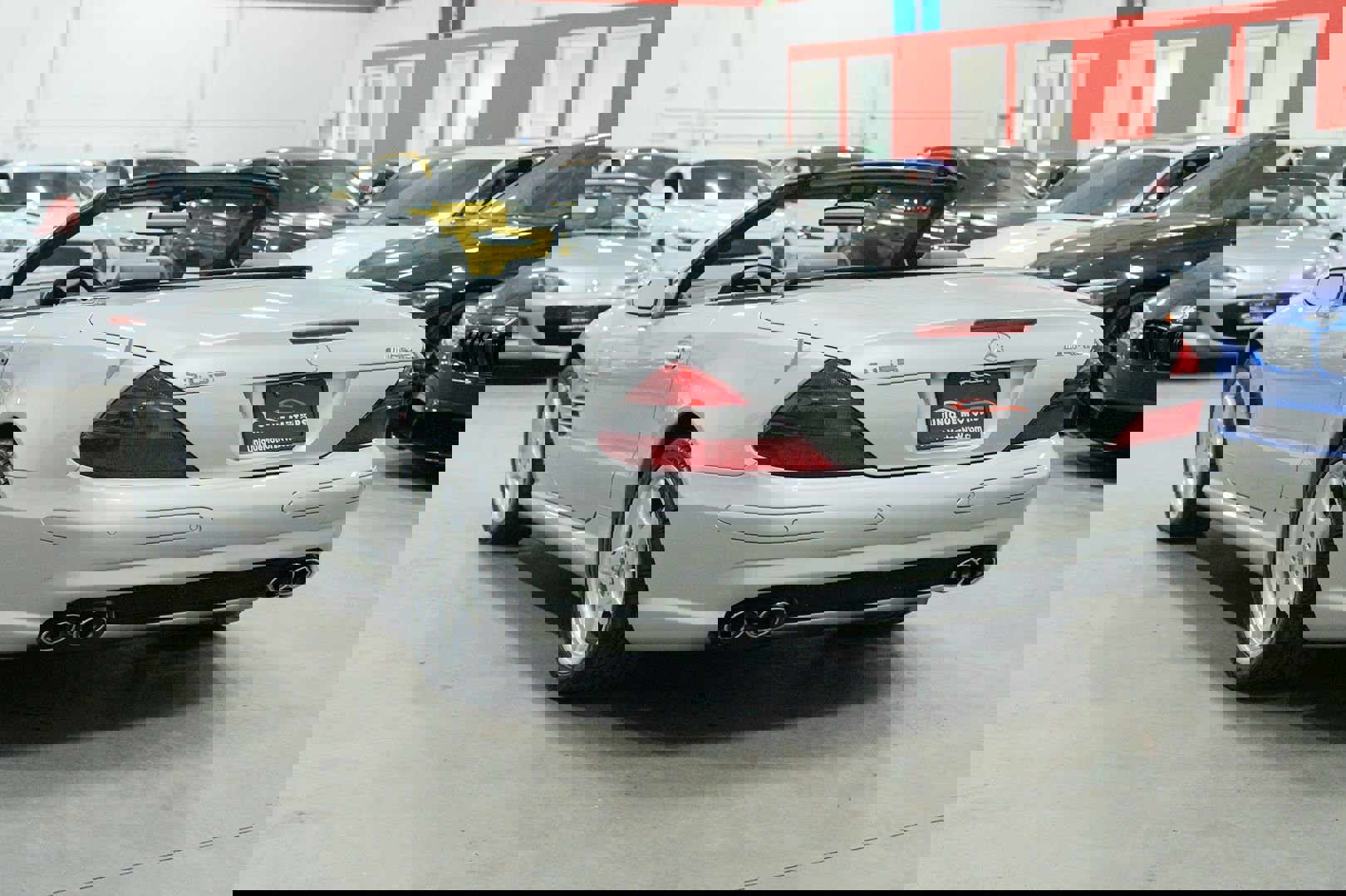 Used 2004 Mercedes-Benz SL 55 AMG image 4