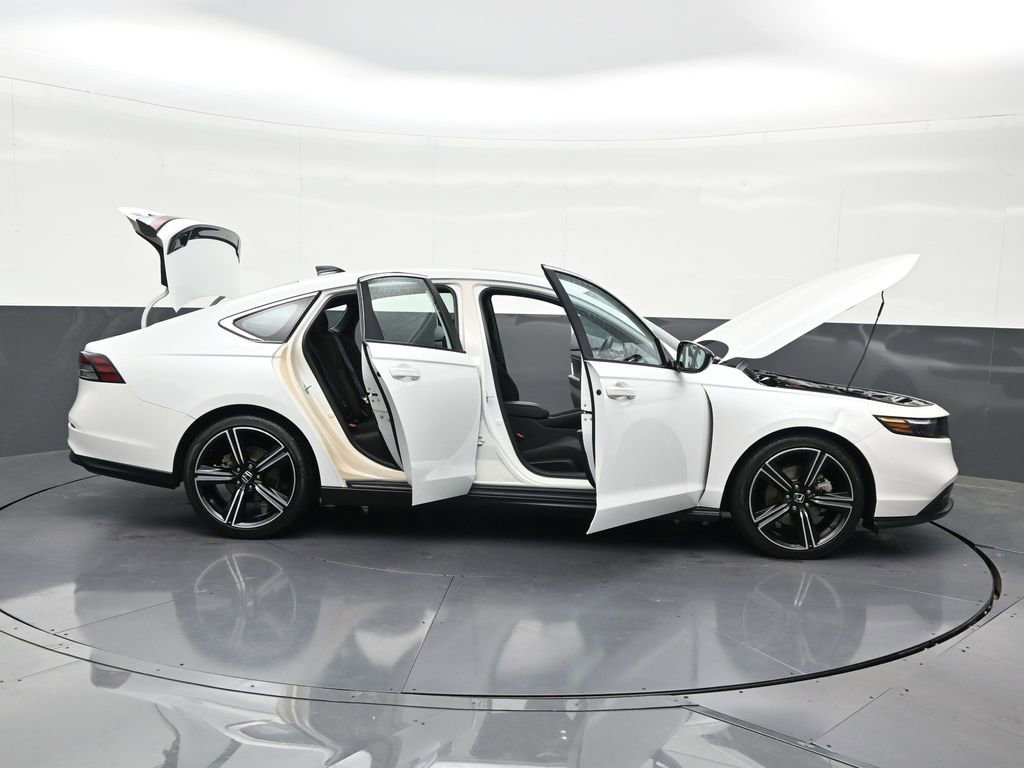 Used 2023 Honda Accord Sport image 34