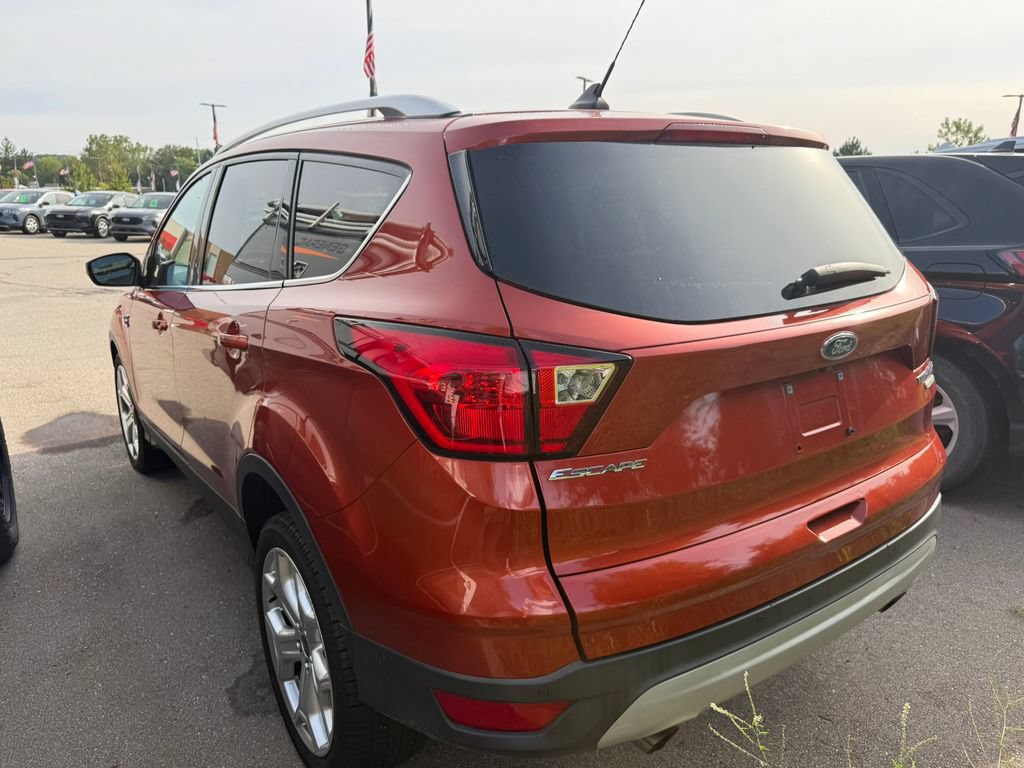 Used 2019 Ford Escape Titanium FWD image 6