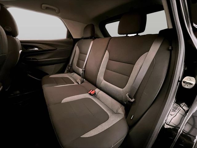 Used 2022 Chevrolet TrailBlazer LT FWD image 25