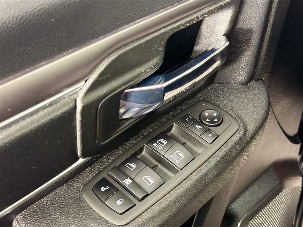 Used 2022 RAM 1500 Classic Warlock image 16