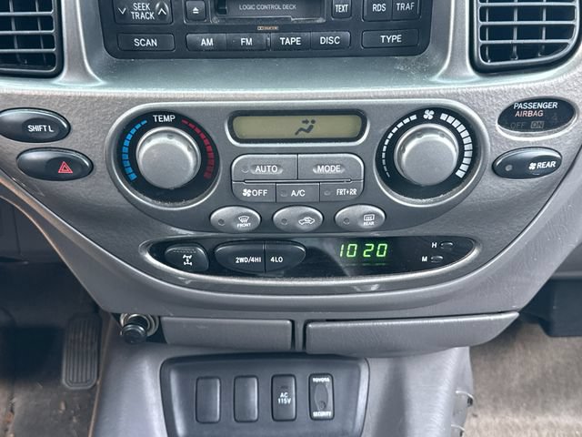 Used 2005 Toyota Sequoia Limited AWD/4WD image 30