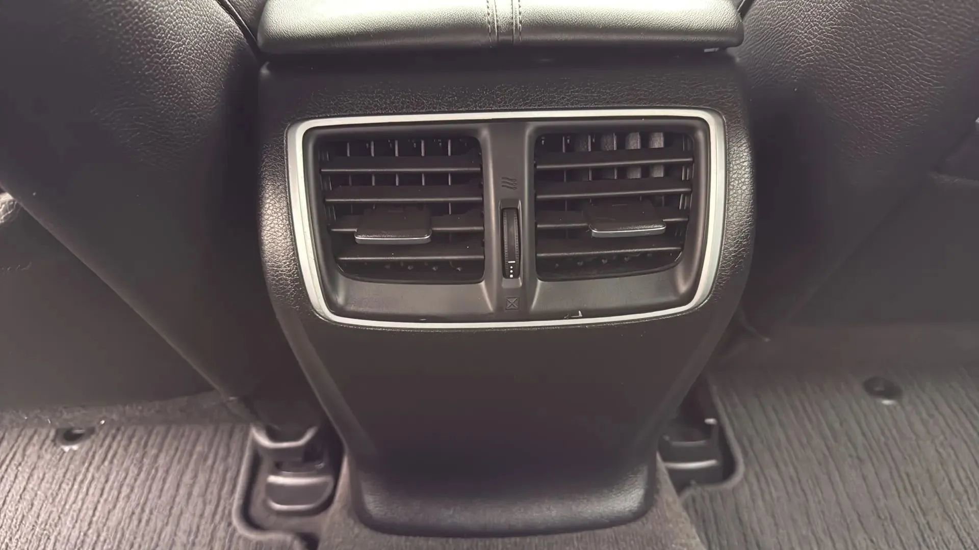 Used 2020 Acura TLX FWD image 28