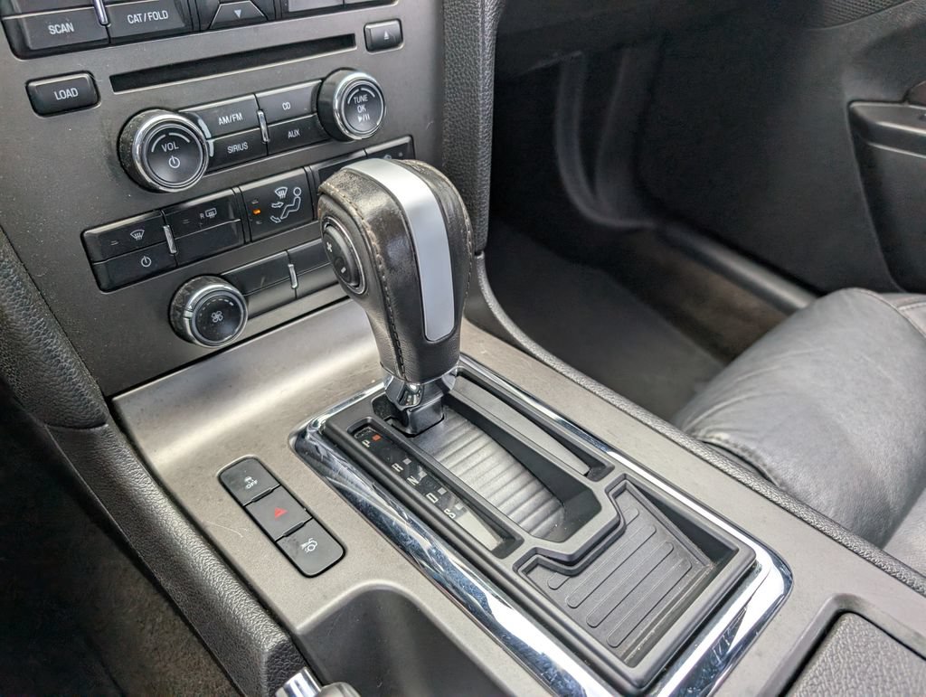 Used 2014 Ford Mustang Coupe RWD image 19