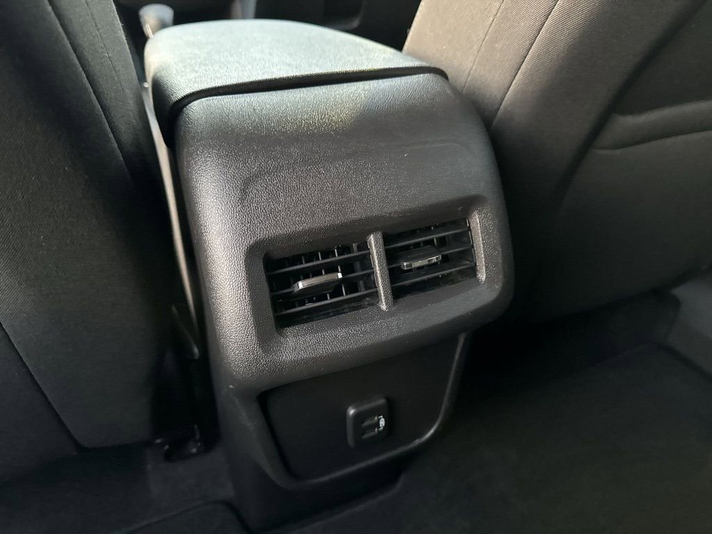 Certified 2024 Chevrolet Equinox LT image 21