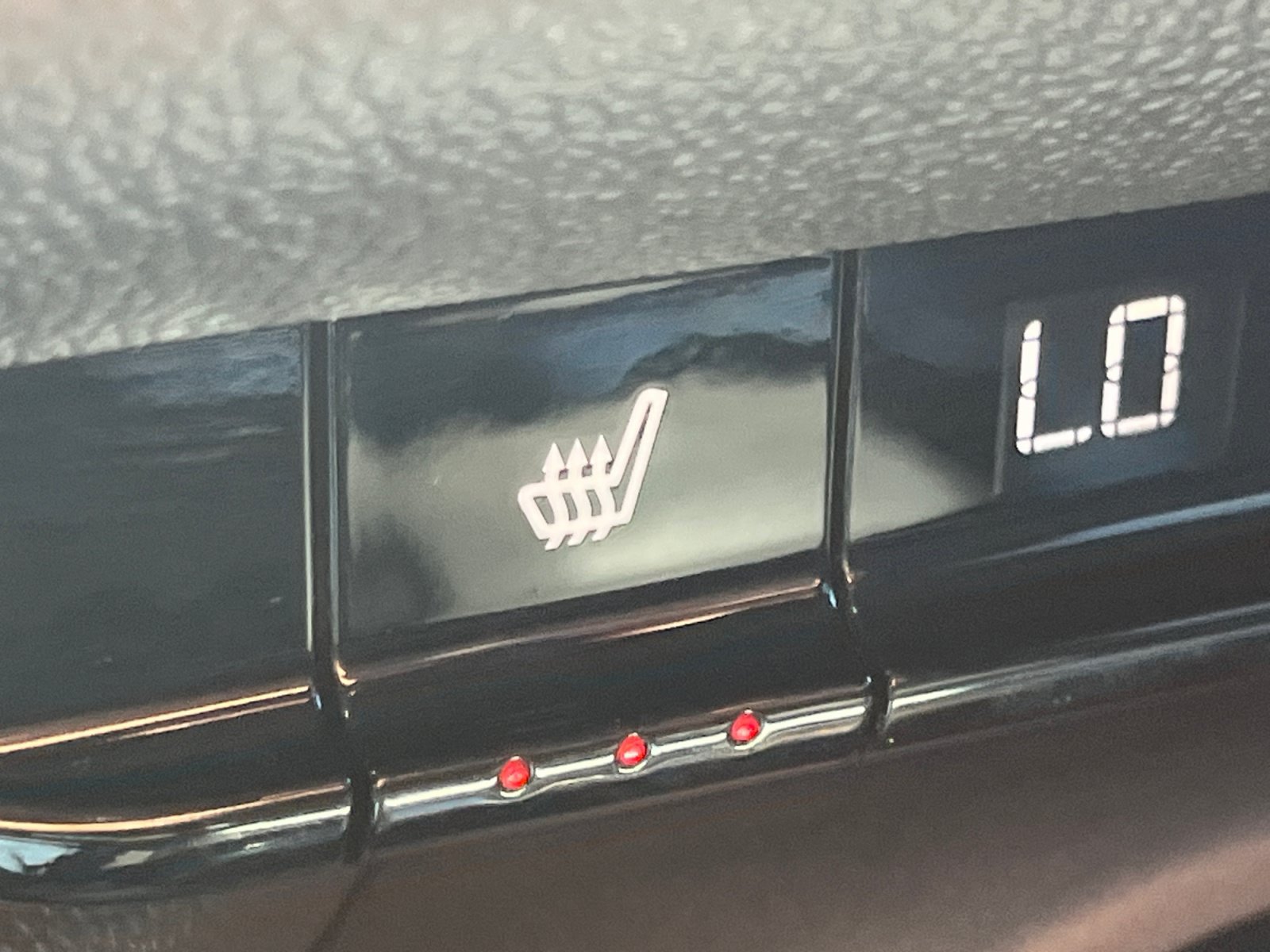 Used 2024 Chevrolet Blazer LT FWD image 6