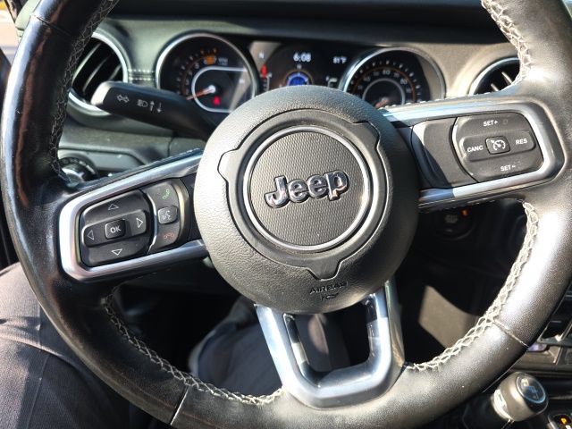 Used 2020 Jeep Wrangler Unlimited Sahara AWD/4WD image 6