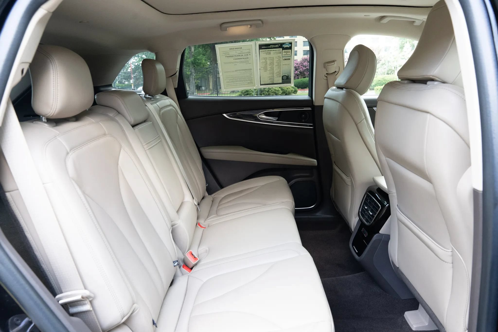 Used 2021 Lincoln Nautilus Reserve FWD image 18