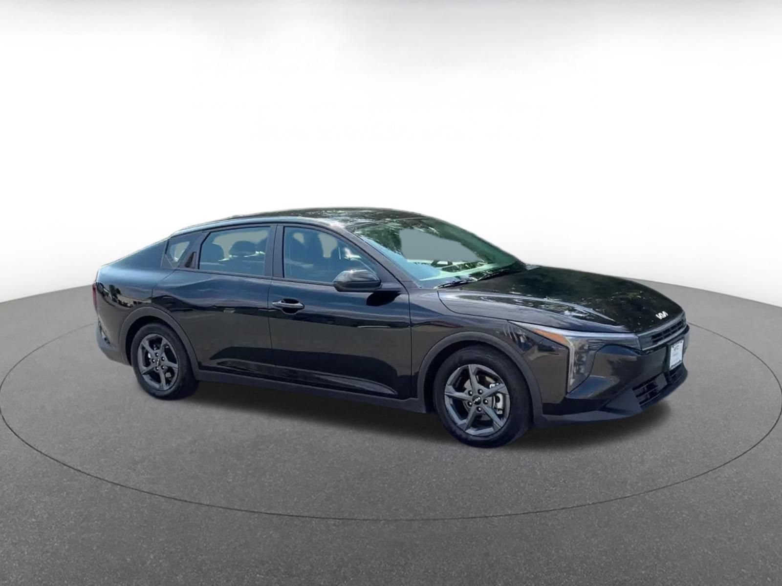 Used 2026 Kia K4 FWD image 2